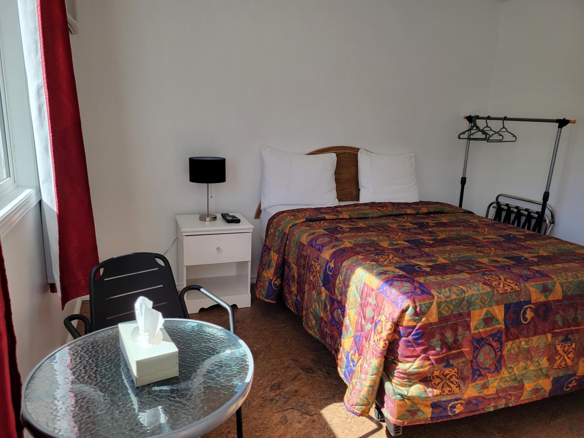 Elks Motel Keremeos Ngoại thất bức ảnh
