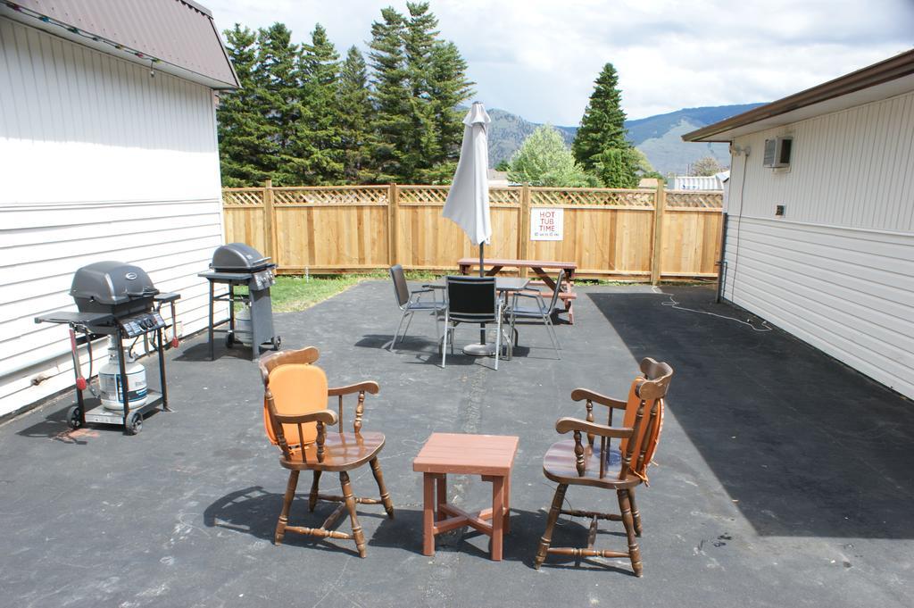 Elks Motel Keremeos Ngoại thất bức ảnh